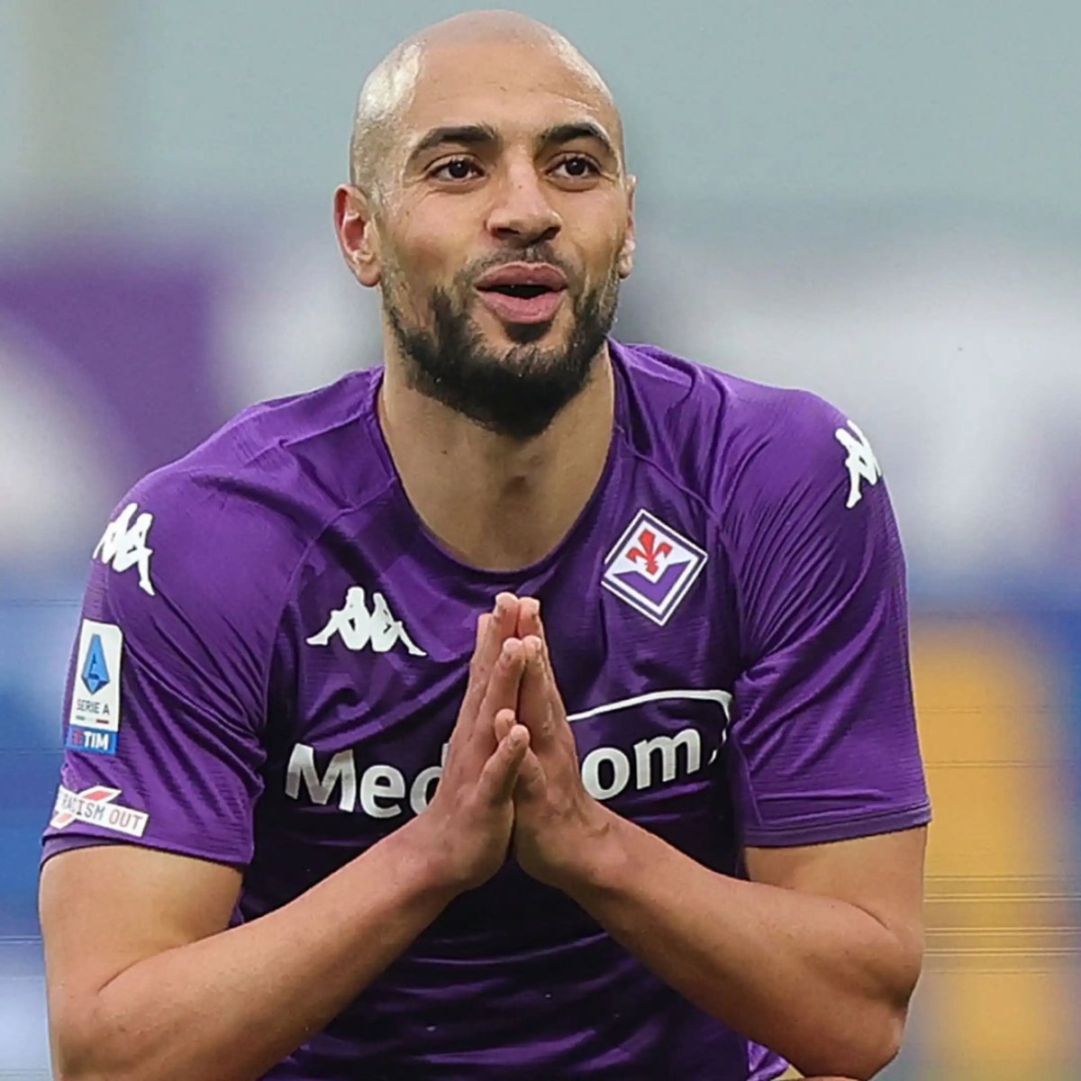 SqualineApp's tweet photo. 🚨 | 𝐁𝐑𝐄𝐀𝐊𝐈𝐍𝐆 : Sofyan Amrabat has rejected moves to Fulham, West Ham, Nottingham Forest, and Al-Ahli in recent weeks. Manchester United are still interested in signing him and are working with Fiorentina to find a solution.

@Santi_J_FM https://t.co/jCn0IQfumW