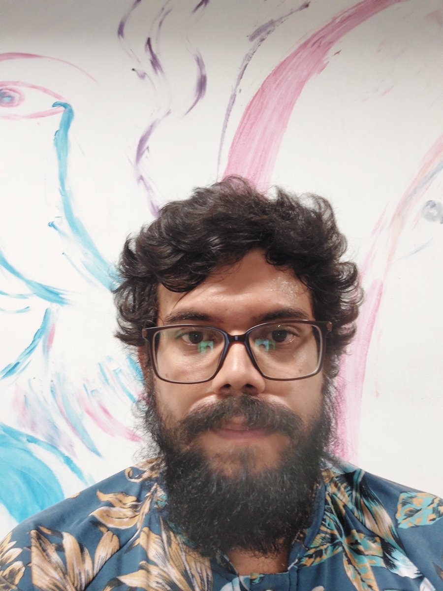 yotiano's tweet photo. Ensino Médio(17 anos) // Agora (34)
Hauaha https://t.co/lg22kN5LtI