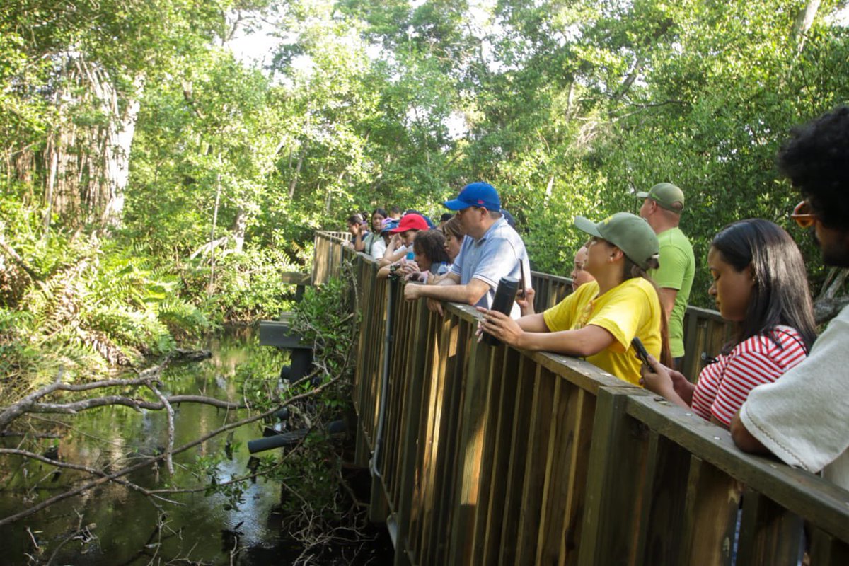 #SeValeSoñar y esta administración soñó con esto que hoy es una realidad. Mallorquín, no solo será un Ecoparque🌿🌳, también generará oportunidades de ingresos para muchas familias de la comunidades vecinas. #MallorquínVive 💚