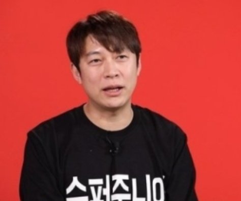 1015precious's tweet photo. The article is out!

Donghae &amp; Eunhyuk new company name is "오드 엔터테인먼트 <Ode Entertainment>" &amp; Won Tongsung manager also joined them to their new company!!! 😲
🔗 https://t.co/v0TC1TyfNO

#SuperJuniorDnE #동해 #Donghae #은혁 #Eunhyuk https://t.co/7PDREzg5bu