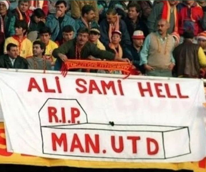 efe808rar's tweet photo. Manchester i*nesi kolla kendini! https://t.co/eaAAnogq6K