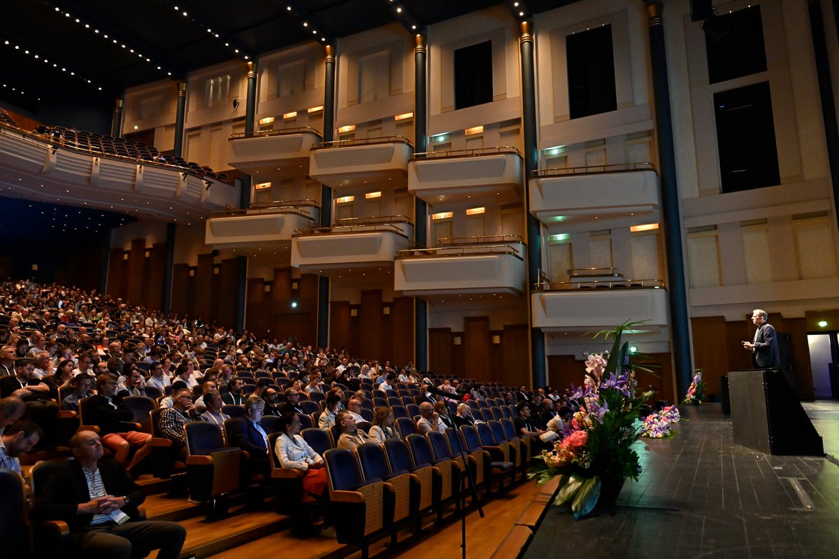vincenttb's tweet photo. Great edition of the #ESPHM in Greece 🇬🇷 this year - with not only vet speakers, but also with experts in adjacent disciplines, like #PLF, sustainability in #pig #nutrition &amp; #boar semen quality.

A short recap is ready for you to read at @PigProgress ⏩ https://t.co/GMYe3ZwoTl https://t.co/LINnBm7No6