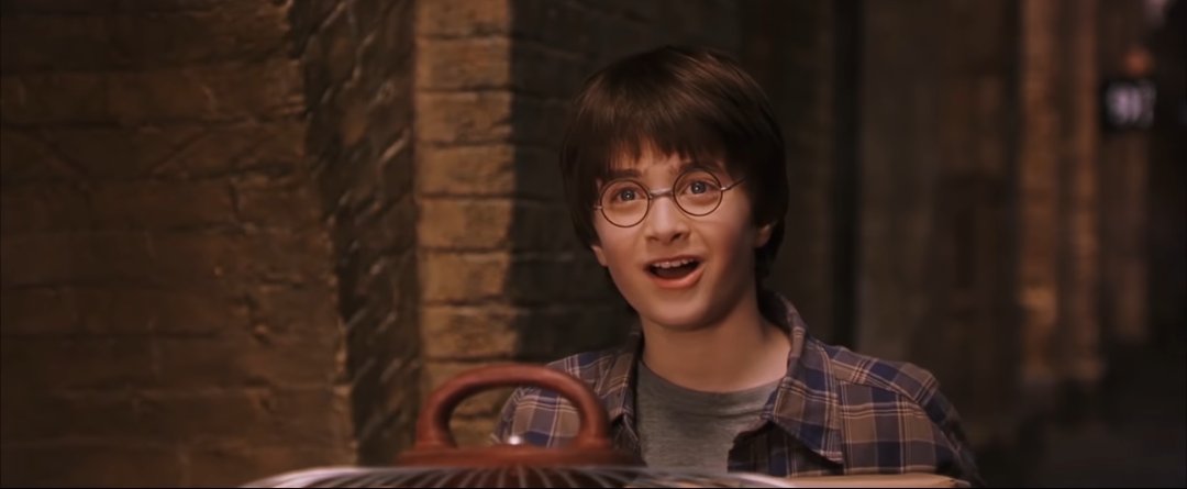 sihirbakanii's tweet photo. Bugün 1 Eylül. Hogwarts yolcusu kalmasın! https://t.co/AEBTv5xZIh