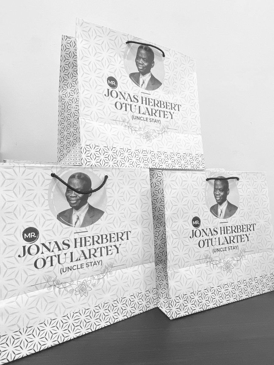 PackageHubLtd's tweet photo. Join the movement towards a more sustainable future by choosing paper bags over plastic bags. Together, we can make a difference.

Customize-Kraft Funeral Takeaway Size Paper Bag done for a client. 

Call or WhatsApp us on
024 902 4443 / 020 665 1061

#sustainability  #paperbags https://t.co/v4ZtJ9KDw5