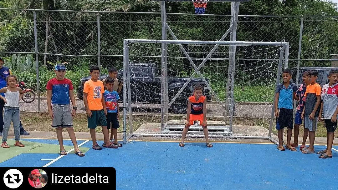 prensagobdeltaa's tweet photo. #Noticias Totalmente rehabilitada a través del "Plan Cancha Tricolor", la Cancha 'San José' en la parroquia Virgen del Valle a través de @Barrio_Tricolor, gracias al Presidente @NicolasMaduro, ¡Juntos Venceremos!.
#ComprometidaConTodos
#TrabajoEnEquipo
#DeltaAmacuro https://t.co/YMmFD5Sj8N