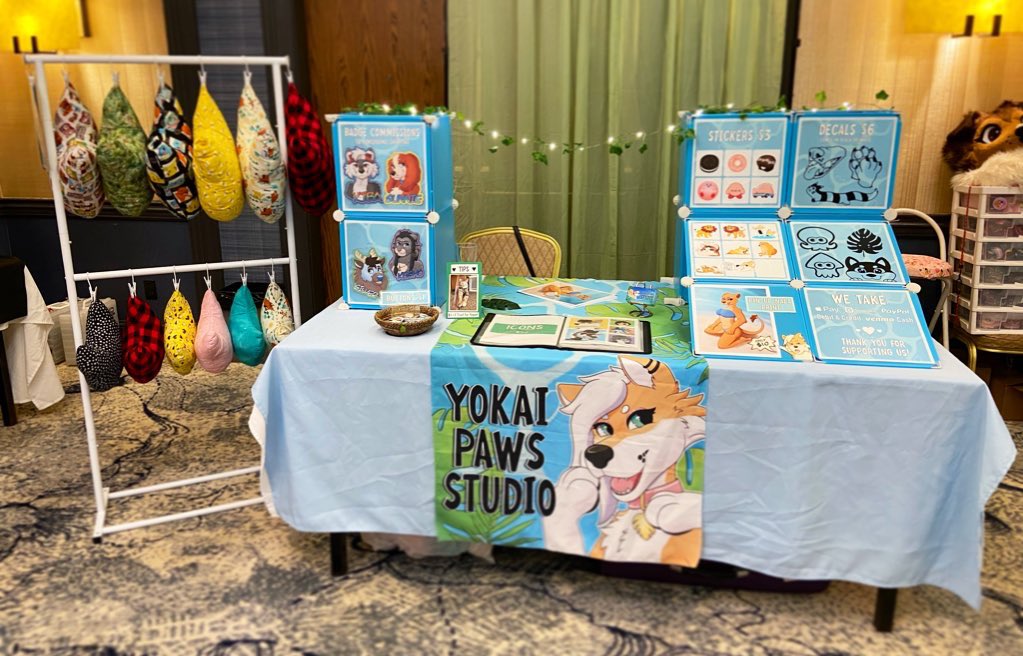 YokaiPaws's tweet photo. Heyo! I’m Stera from Yokai Paws Studio! Thanks for dropping by! 💙

I’m an female ace artist from Ohio, but my heart is in the tropics! 🌴

If you like what you see, feel free to follow! Your support means a ton! https://t.co/o5M9lnySM4