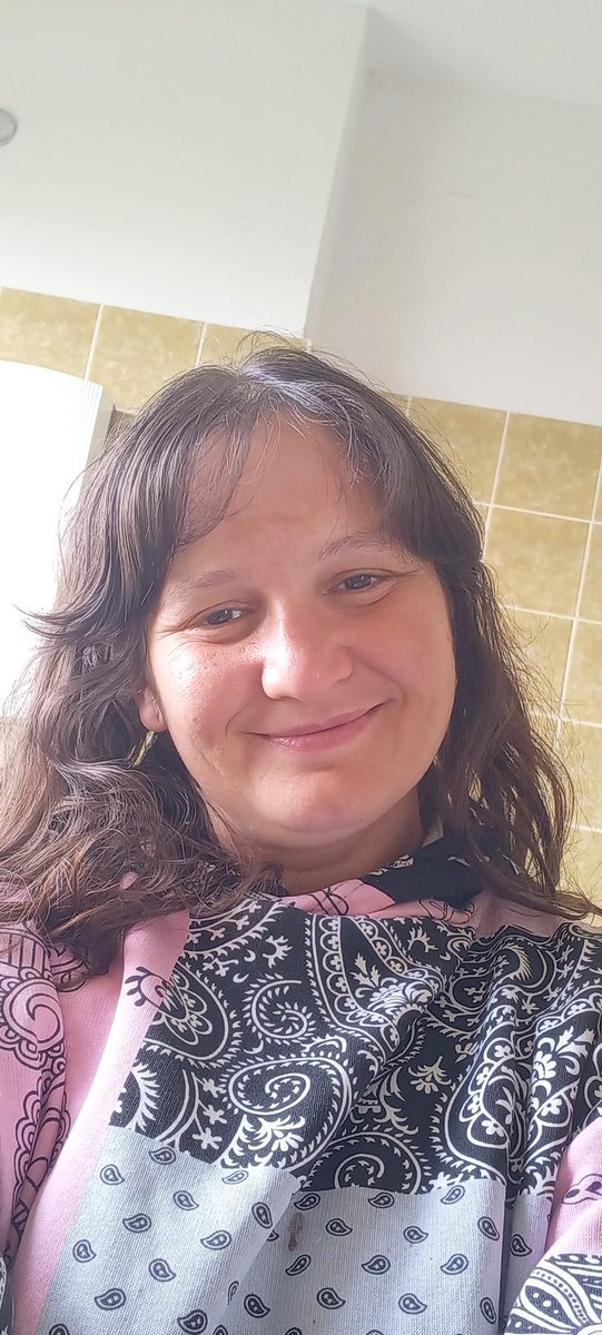 Rosy Leonarda Iorga tweet media