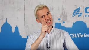 nimmdenbus's tweet image. #Petschner sollte sich auf seine Kompetenzen besinnen...