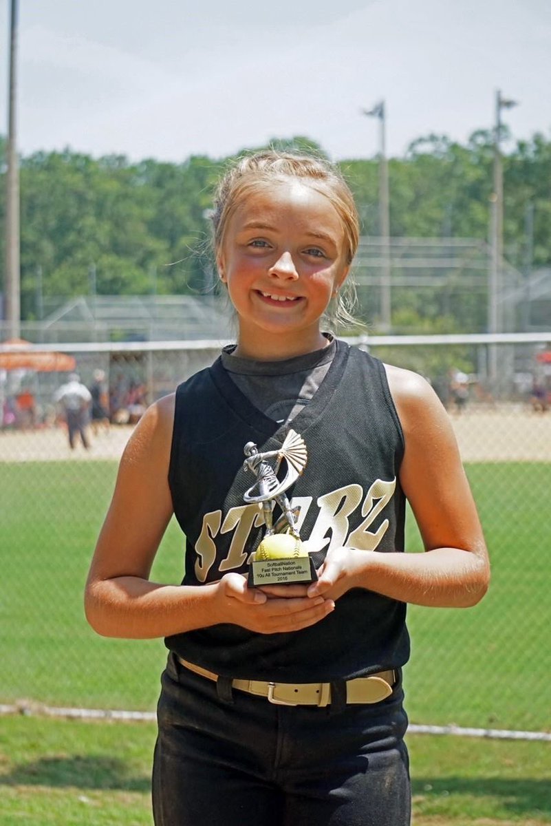 Softball has meant the world to me since I was a little girl and I’ve always had so much love for the game. Playing collegiate softball has always been a dream of mine and tonight is just the beginning of a new journey. Good luck 2025’s!! ☺️