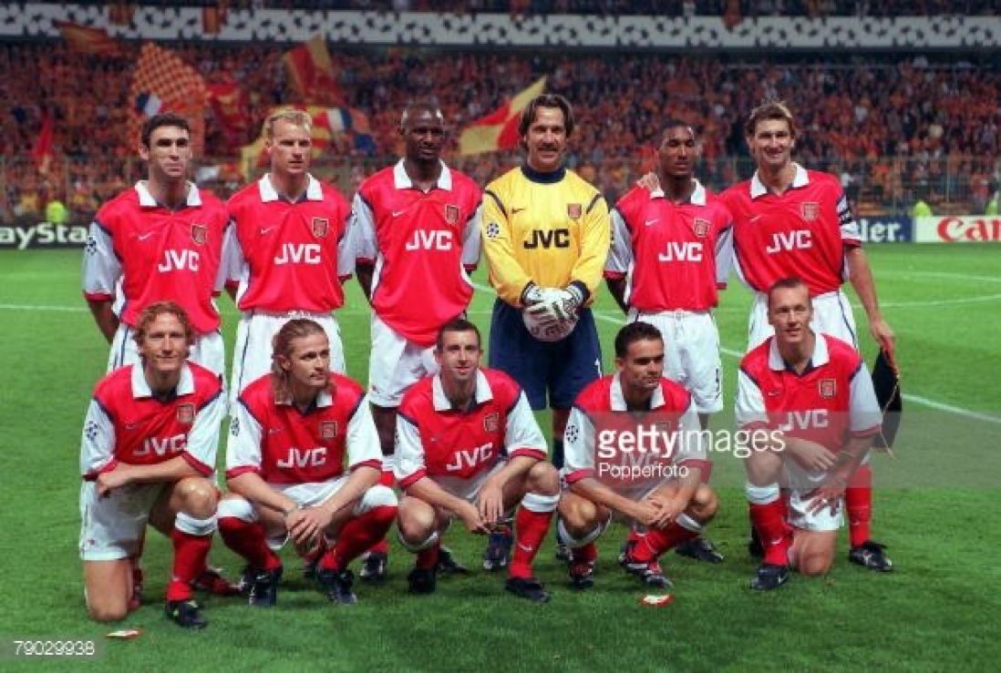 Arsenal team in 1998 during a Champions League game versus Lens
