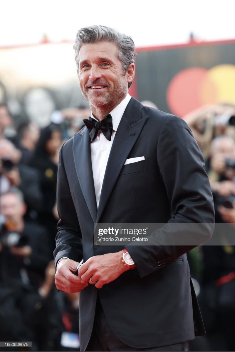 giulia_fran0's tweet photo. IO INNAMORATA VENEZIA È STATA BENEDETTA #venezia80 https://t.co/dUXNAK1TW8