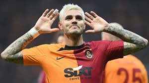 benberkaycelik's tweet photo. #ChampionsLeague #Galatasaray 

Sandıkları Terk etmeyin veriler geç geliyor..! 💛❤️

#türkiyedirgalatasaray https://t.co/VKSTFJbZyH