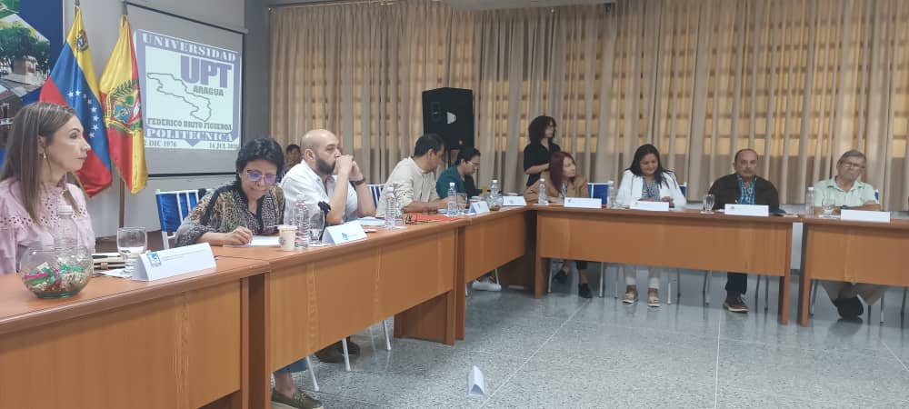 Uptlara tweet media