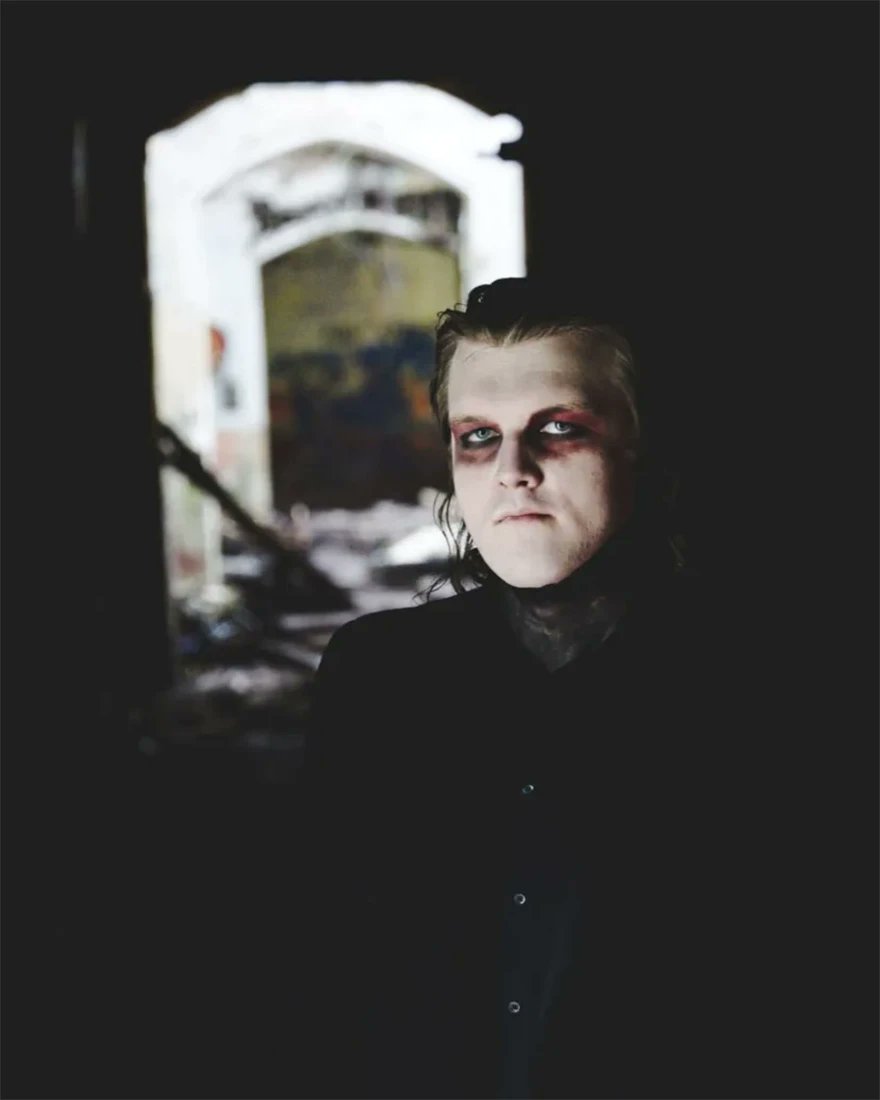 V13 Media tweet media