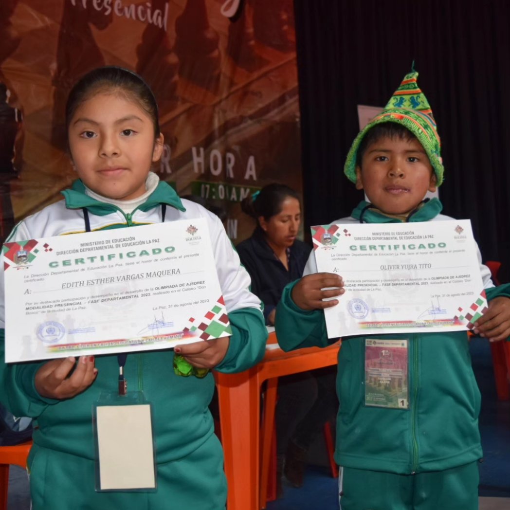 DdeLpz's tweet photo. 1ra OLIMPIADA DE AJEDREZ FASE DEPARTAMENTAL - TORNEO PRESENCIAL 
Finaliza la categoría 1ro a 3ro de Primaria Comunitaria Vocacional 

La Dirección Departamental de Educación La Paz felicita a todos los estudiantes que fueron partícipes en el Nivel Primaria Comunitaria Vocacional. https://t.co/93kxOFHRvj