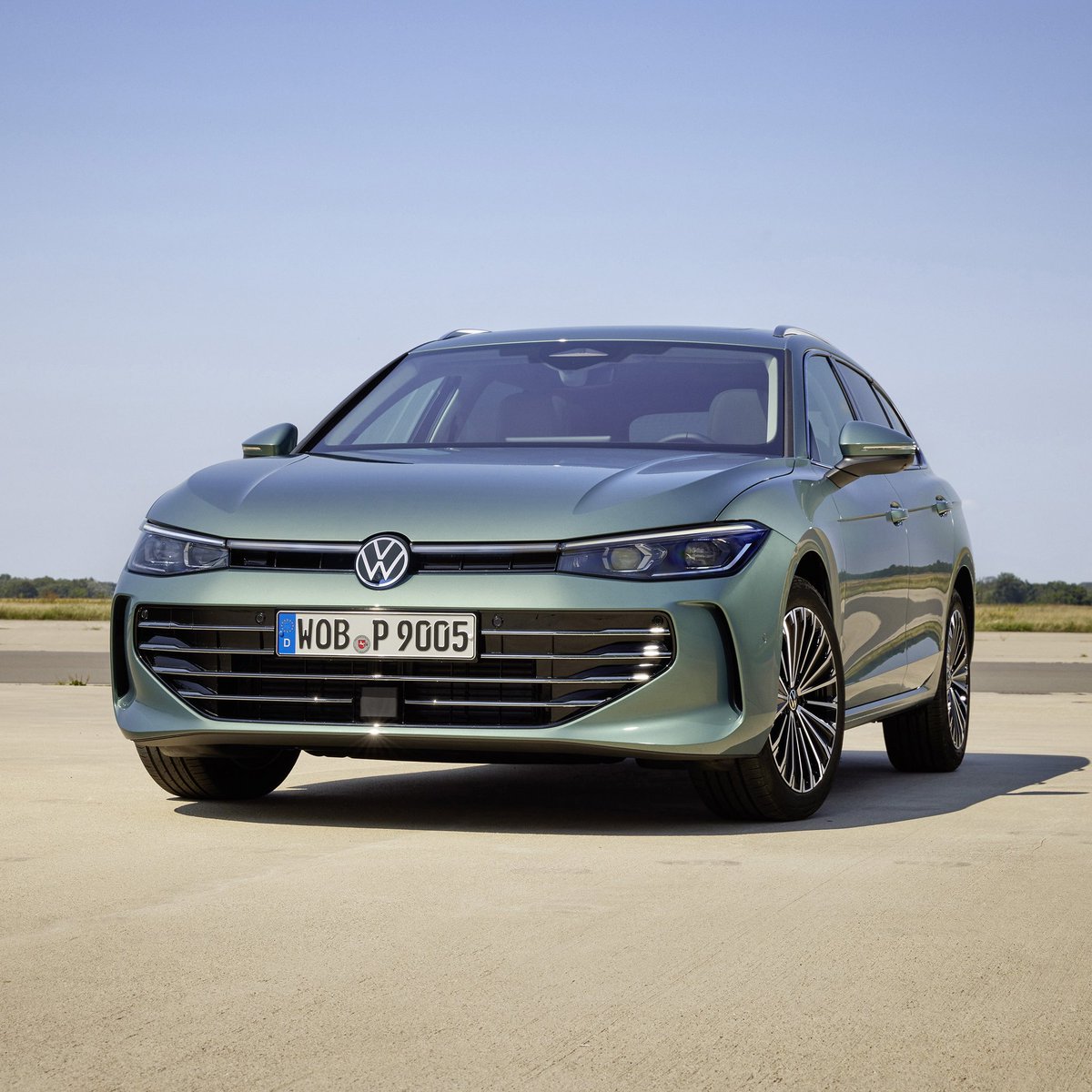 Världspremiär idag för helt nya Volkswagen Passat Sportscombi! Två nya laddhybridversioner med upp till 100 km i räckvidd på el. 

ℹ️ bit.ly/3L4RM71

#vw #vwpasssat