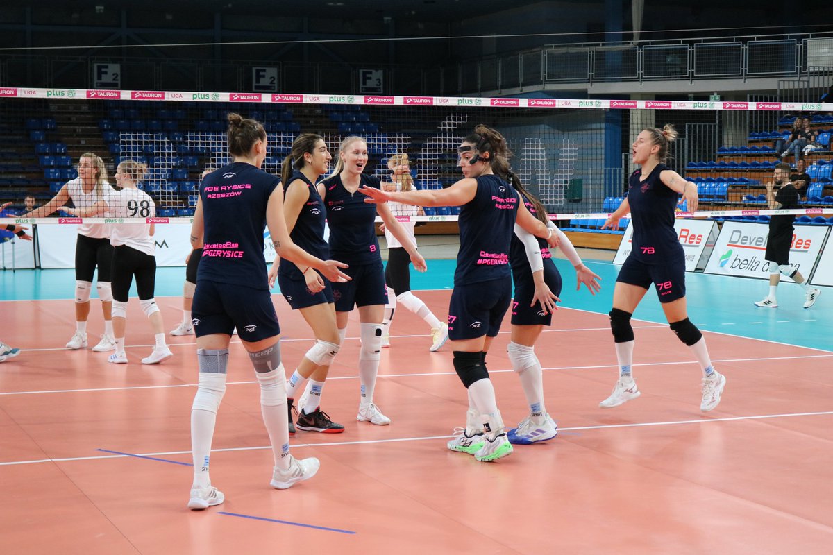 Julia de Paula jest już z nami❗😍
 _____________ 
#GoDevelopres #TeamDevelopres