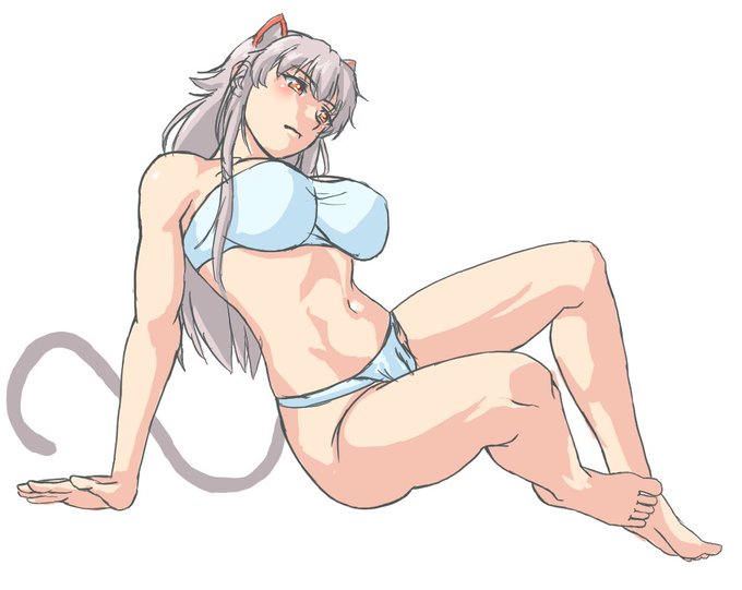 日向
低コスト戦艦姉妹の妹の方
こちらは航空戦艦にしても使いやすい
素の状態でも使いやすさはこっちかな?
とにかく、半改でも改造しても消費上限がないところでは重宝する。 