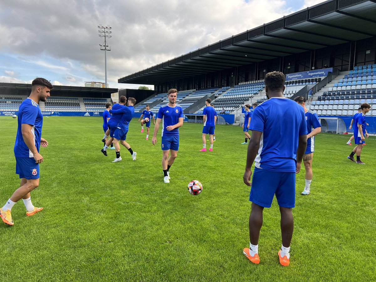 RSGimnastica's tweet photo. ✨ ¡ESTAMOS DE ESTRENO!

🏟️ El primer equipo entrena hoy, por primera vez en esta pretemporada, en El Malecón

⏰ Quedan 3 días para empezar la #SegundaFederación y ya esta (casi) todo a punto

#UnoDeLosNuestros https://t.co/85hQtV8q9g