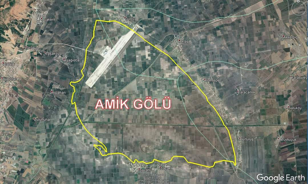 abdullahogunc's tweet photo. BASINA VE KAMUOYUNA 'HATAY
HAVAALANI HAKKINDA"

6 Subat 2023'te 04:17'de meydana gelen Kahramanmaras merkezli depremden oldukça fazla olumsuz etkilenen ve uçus pistinde çökmeler olan Hatay havalimani kullanilamaz hale gelmistir.👇#Hatay #HatayHavaAlanı https://t.co/Hr0zAe1rJn