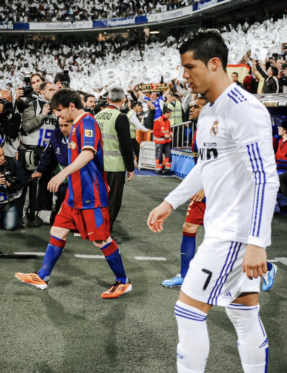idextratime's tweet photo. Untuk pertama kalinya dalam 20 tahun terakhir, di Liga Champions tidak akan ada nama Cristiano Ronaldo dan Lionel Messi. 🥹 https://t.co/Z7vOsHusef