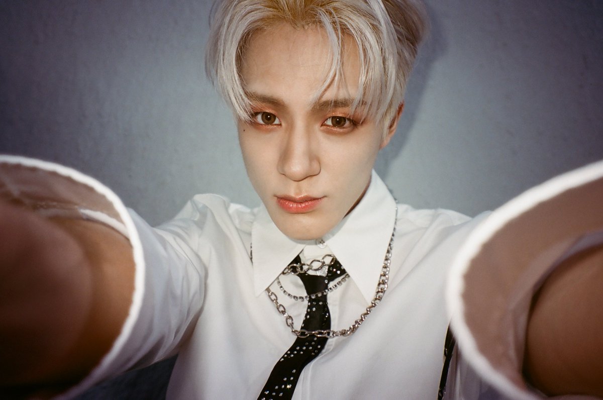 jeno pics 👑 tweet media