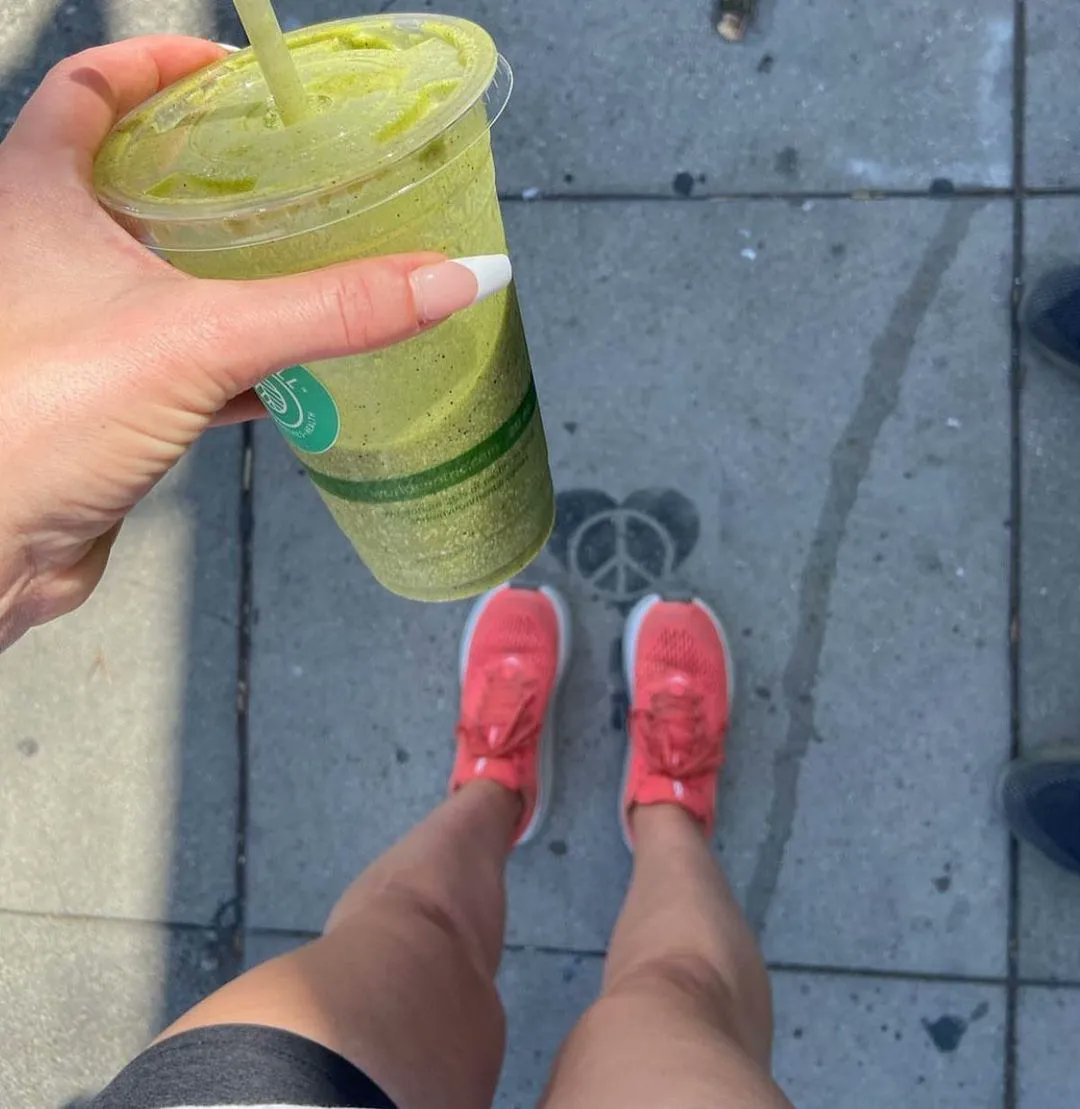 natureweljuice's tweet photo. Nature’s medicine @naturewelljuicebar

#naturewell #juice #smoothie #smoothiebowl #juicebar #juicecleanse https://t.co/RrFD6RxNfH