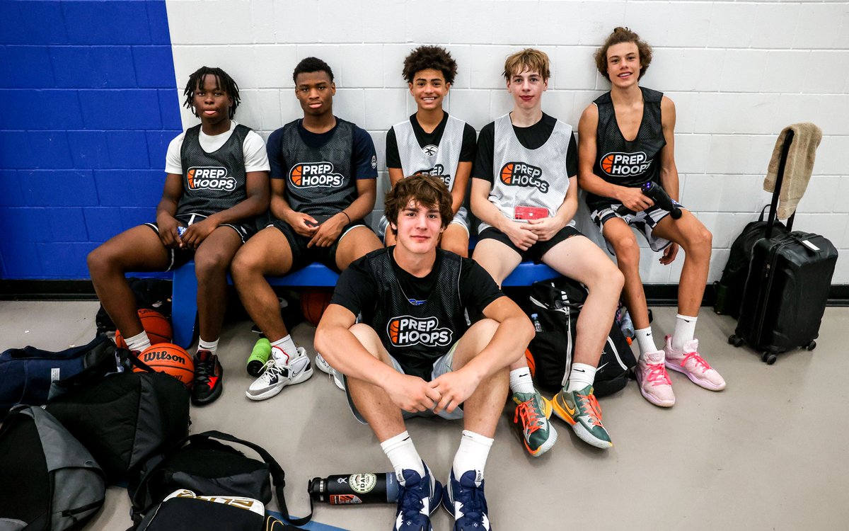 streethistory's tweet photo. 6 More Freshman from Freshman Showcase

@CStratmoen @BraxTThomas @KobbySambrew @BenHeidgerken Flynn Dooley @DylanTuschen_ 

#PHFreshmanShowcaseMN
@PrepHoops @NorthstarHoops 

LINK: https://t.co/IfUS3MZTts https://t.co/Q68ThuJZt7