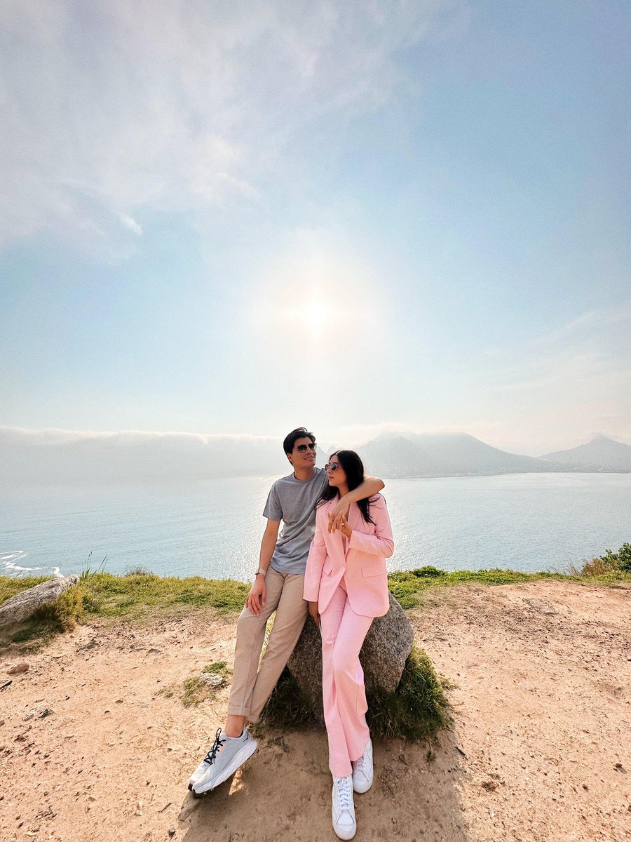 MapyNovoaC's tweet photo. Honeymoon Day 1 Cape Town🇿🇦 @carlosdavidmzt https://t.co/k4bSzMTNO9