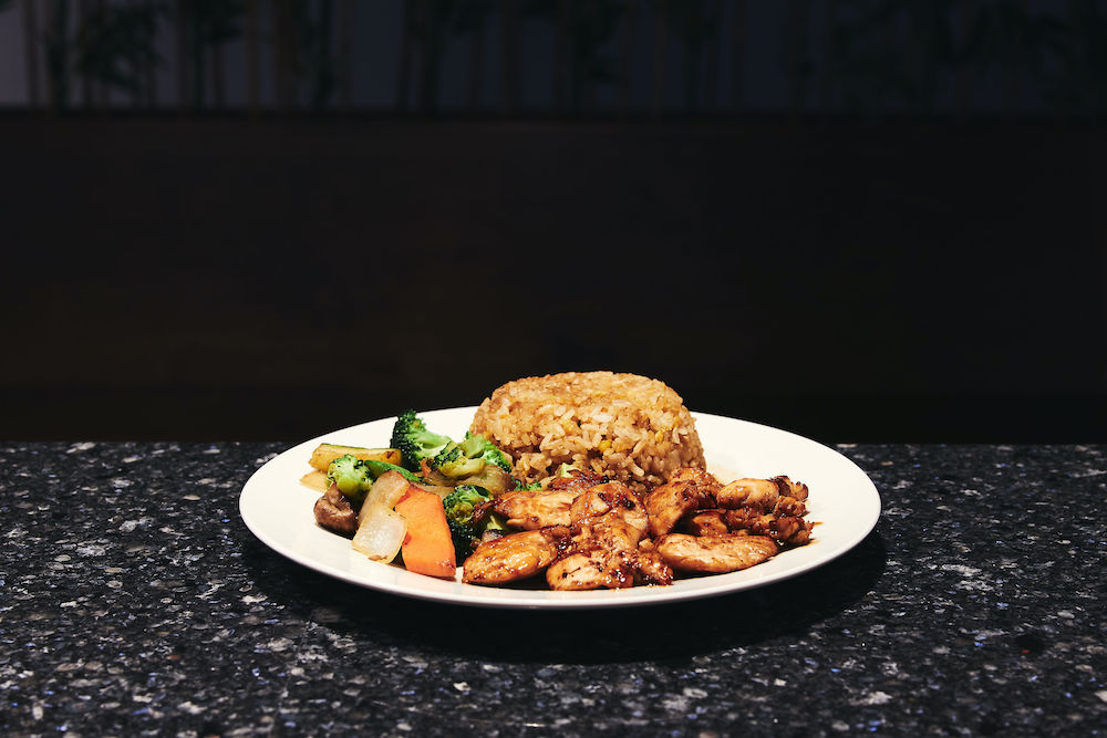 Nothing beats hibachi for dinner! Grab a seat at one of our tables tonight ✨