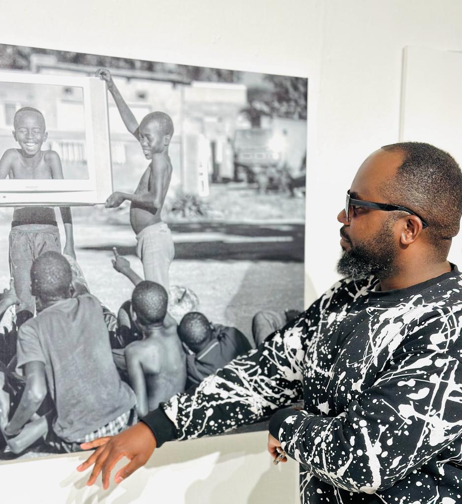 In a world where innovation and creativity drive progress, artists play a pivotal role in shaping our cultural landscape. From traditional techniques to cutting-edge digital mediums, they continue to redefine the possibilities of human expression. 🖼️
#art #botswana