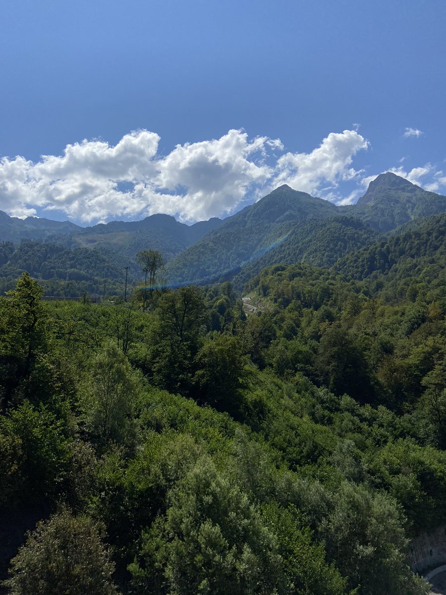 laarey9's tweet photo. ⛰️🤍 https://t.co/manjBy10Ka