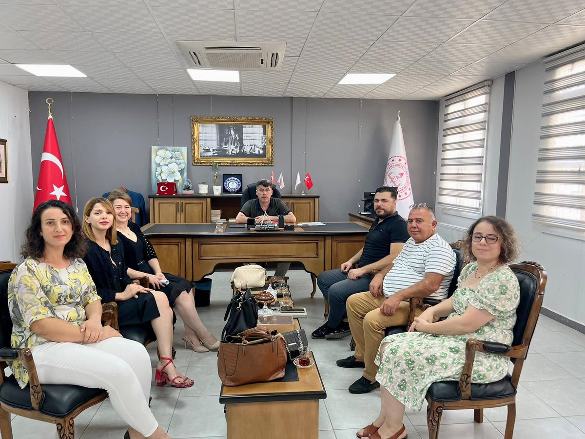 der_hatok's tweet photo. Hatay Okulöncesi Eğitim Kurumları Derneği (HATOKDER) yönetim kurulu olarak Hatay İl Milli Eğitim Müdürümüz Sayın Harun TÜYSÜZ beyefendiyi ziyaret ettik ve yeni görevinde hayırlı olsun dileklerinde bulunduk. https://t.co/GedWvagnBE