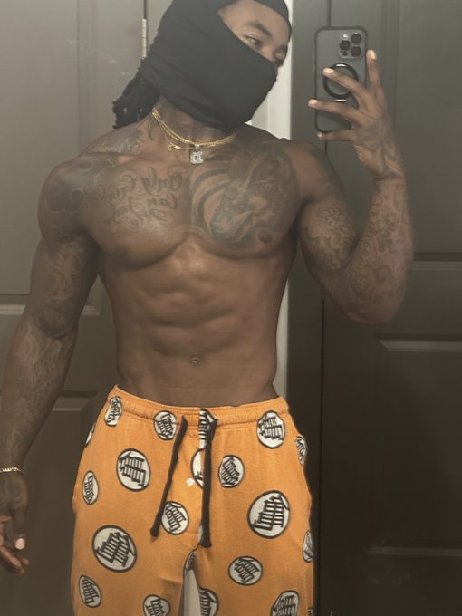 Watch Dwayne mckell's leaked NSFW photo on TwXstars