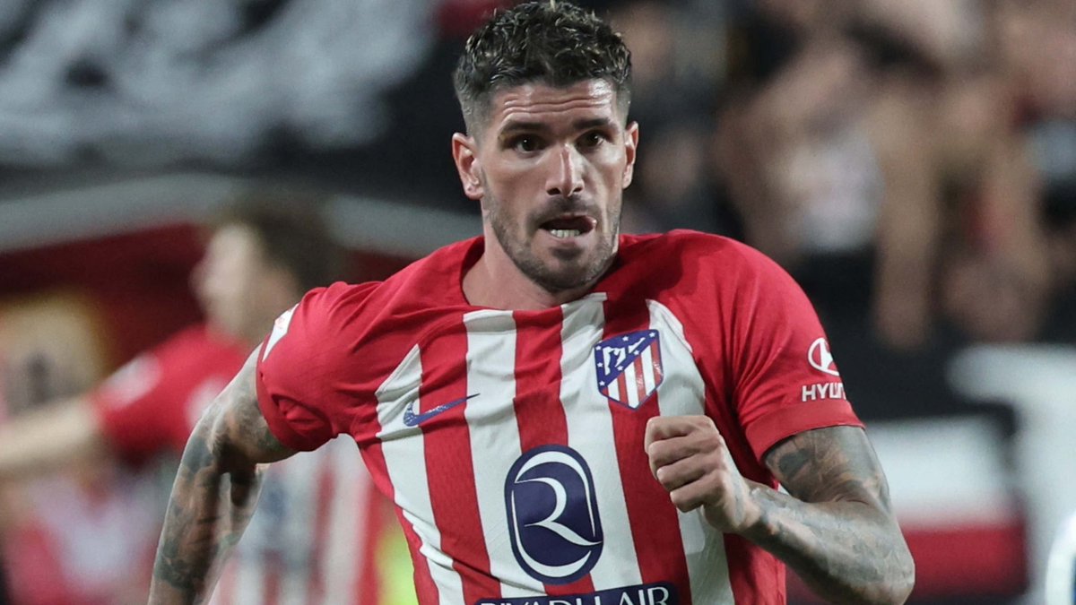 RoyNemer's tweet photo. Argentine players in the Champions League: 🇦🇷

🔴 Manchester United:
Lisandro Martínez
Alejandro Garnacho

🟠 Galatasaray:
Mauro Icardi

🔴 Sevilla:
Lucas Ocampos
Federico Gattoni
Erik Lamela
Marcos Acuña
Papu Gómez

🔴 PSV:
Walter Benítez

🟡 RC Lens:
Facundo Medina

🔵 Napoli:
Giovanni Simeone

🔴 Benfica:
Ángel Di María
Nicolás Otamendi

🔵 Inter:
Lautaro Martínez

⚪ RB Salzburg:
Nicolás Capaldo

🔴 Atletico Madrid:
Rodrigo De Paul
Ángel Correa
Nahuel Molina

🔵 Lazio:
Taty Castellanos

🟢 Celtic:
Alexandro Bernabei

🔴 AC Milan:
Luka Romero
Marco Pellegrino

🔵 Manchester City:
Julián Álvarez

🔴 Red Star Belgrade:
Alex Vigo

🔵 FC Porto:
Alan Varela