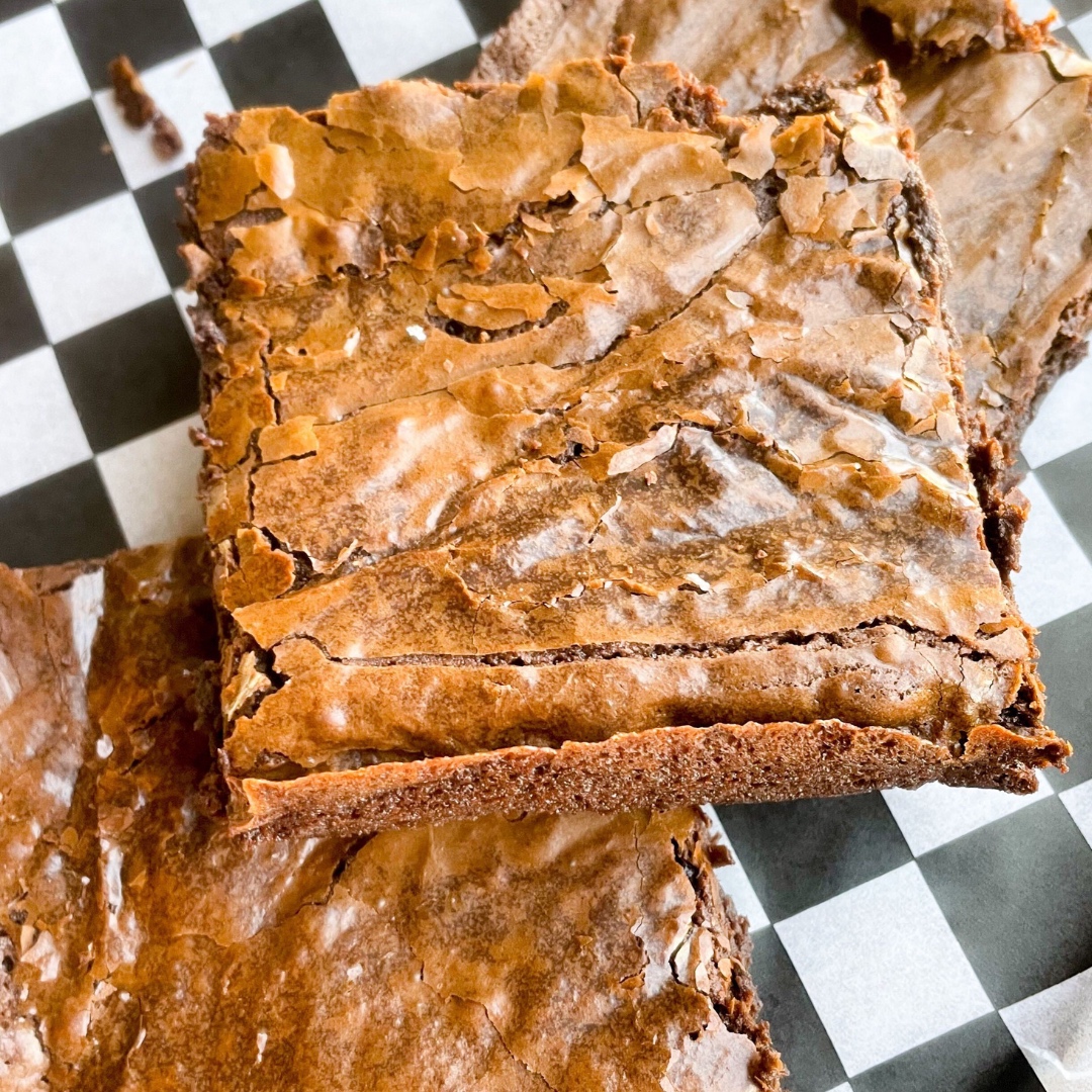 SouthernFoodCo's tweet photo. You really cannot beat a classic.  We have brownies! Get one plain or as a warm brownie sundae topped with Nutella, whipped cream, and sprinkles!

#SouthernFoodCompany #sweettreats #NWAEats #Fayetteville https://t.co/VYklSoyVG6