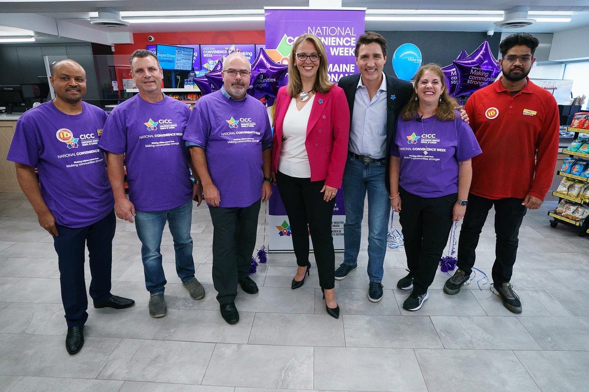 ConvenienceCan's tweet photo. What a great day to celebrate #NationalConvenienceWeek with Prime Minister @JustinTrudeau to grant @MakeAWishCA kid Jack’s wish to see dinosaur fossils in Drumheller 🦖🦕💫

Thank you to the Prime Minister for joining our President &amp; CEO Anne Kothawala… https://t.co/moaPLyXBq7