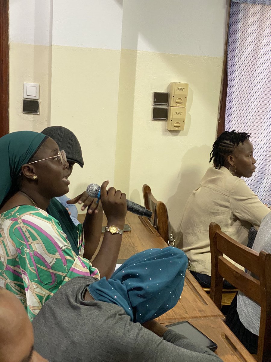 ab_benin's tweet image. Une question osée vient d&apos;être posée par une participante &quot;Devrions-nous institutionnaliser ou constitutionnaliser les coups d&apos;Etats pour mieux les encadrer ?&quot;   #WasexoTweetUp #BlogDay2023 #72hdublog