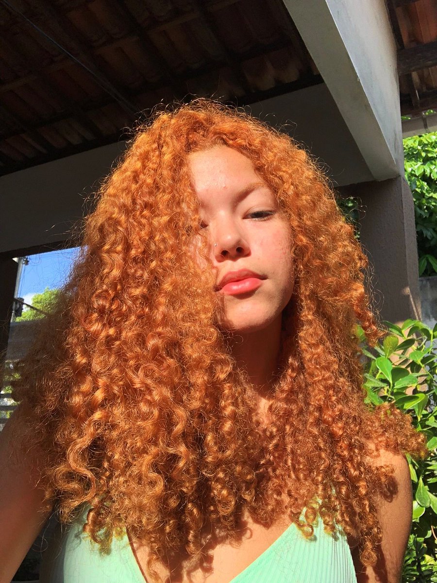 nalehe18's tweet photo. qnd eu falo q seria bem mais bonita se eu tivesse um iphone eu n tô brincando https://t.co/POq2h5tqYv