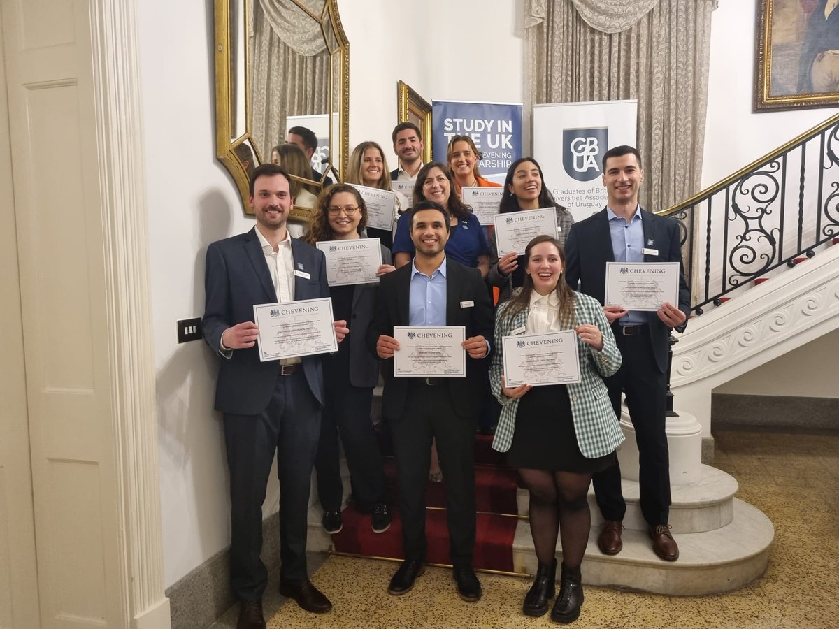 🧑‍🎓Despedimos a una nueva generación de becarios #Chevening 🇬🇧 4 de los cuales son financiados por ANII. ¡Éxitos en esta nueva etapa de formación!