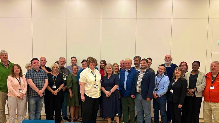 Making Bexley Better (@bexleynews) on Twitter photo Now #Bexley’s Labour Cllrs & Members fully back the Labour Mayor’s daily £12.50 #ULEZ car tax. We don’t and nor do Bexley residents. We’ve campaigned against it, just as we campaigned against their planned Border Tax. And we’ll campaign with <a href="/Councillorsuzie/">Susan Hall AM</a> to axe it next year. Now #Bexley’s Labour Cllrs & Members fully back the Labour Mayor’s daily £12.50 #ULEZ car tax. We don’t and nor do Bexley residents. We’ve campaigned against it, just as we campaigned against their planned Border Tax. And we’ll campaign with <a href="/Councillorsuzie/">Susan Hall AM</a> to axe it next year.