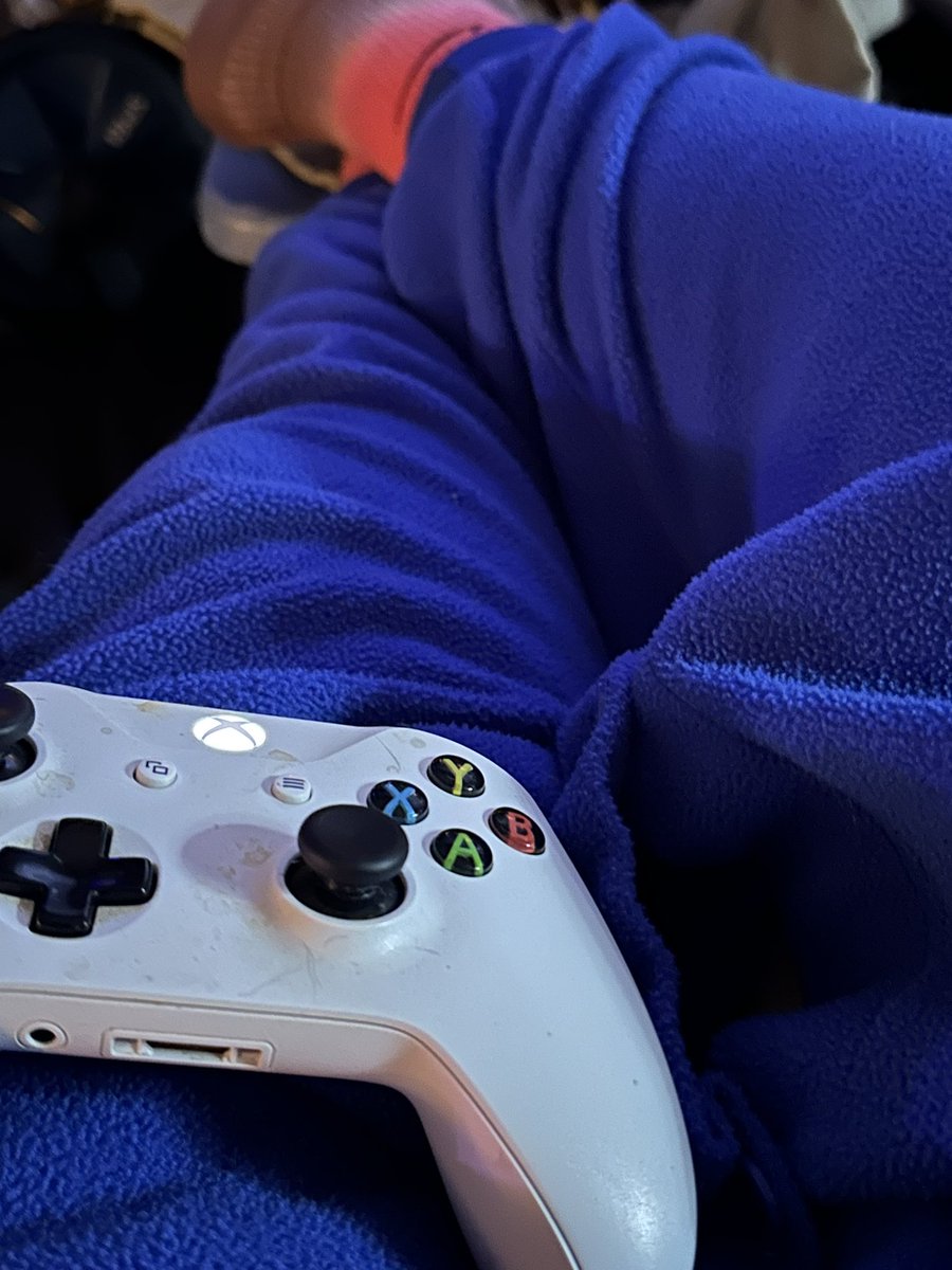 yinyinthefox's tweet photo. Took a sick day, cause I’m mouth breathing since my nose is all stuffy. Guess I’ll play a lil and sit around in my kigu https://t.co/q1j93scki9