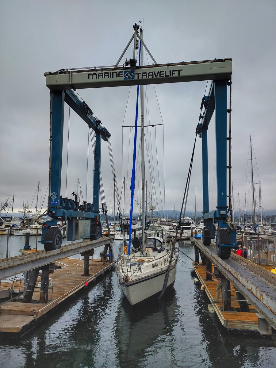 Thursday morning launch

Leaking rudder post repaired✔️
Bottom paint✔️
Buff✔️

#MBBW #MBBWBoatyard #MarineTravelift #BoatLaunch #BoatRepair #Columbia #Sailboat #Sailing #Boatworks #Boatyard #Monterey #MontereyBay #Breakwater #CanneryRow