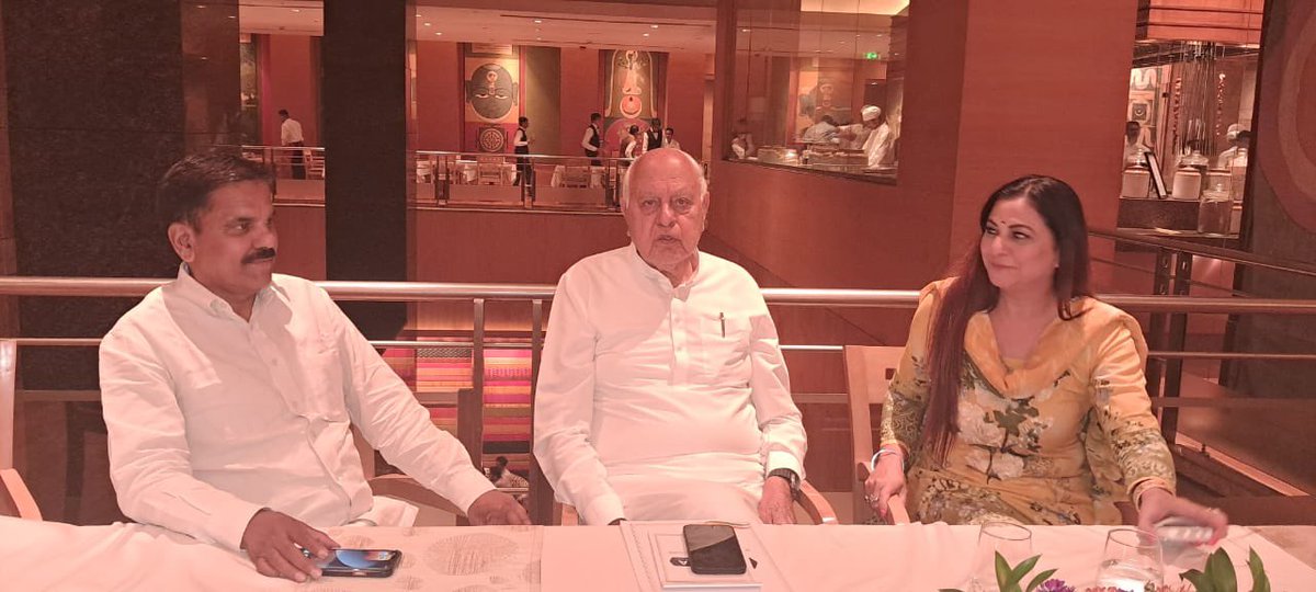 1HarshDevSingh's tweet image. Some visuals of INDIA alliance meet at mumbai today