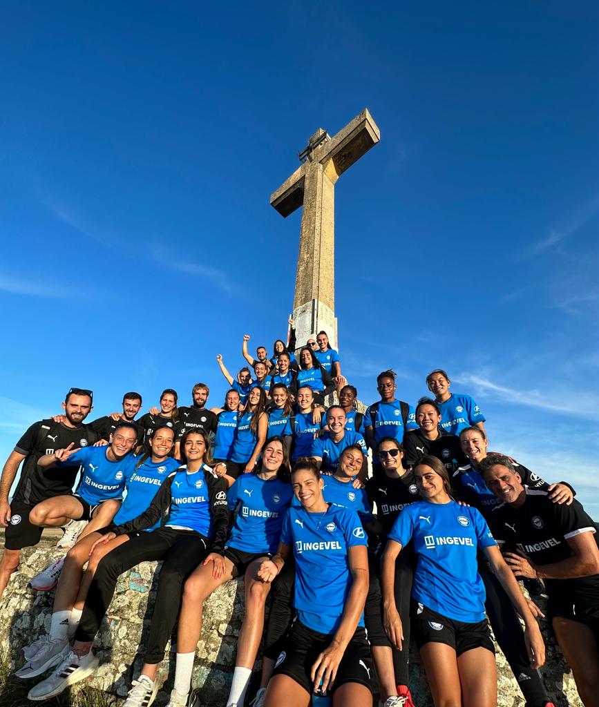 Esta tarde paseíto a Olarizu ✝️

Enseñando a las nuevas Vitoria-Gasteiz desde otra perspectiva 😜🔝

#GoazenGloriosas ⚪️🔵