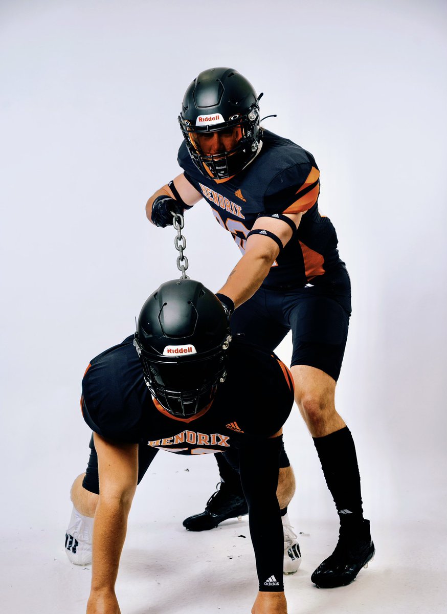 RussHeidiSLC's tweet photo. #TTWL 2 days til we turn em’ loose
@HendrixFootball Let’s Go❕⬛️⬛️
#501 #TheNaturalState https://t.co/MqPmJ7WfUI