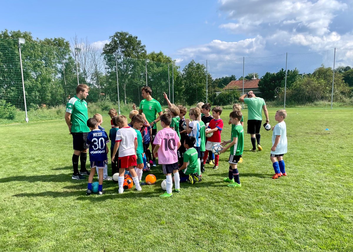 LiborMatousek's tweet image. Vzal jsem si volno, abych mohl trénovat na soustředění tyhle lumpy. Je to osvěžující. #OsobniCSR #BackInBusiness