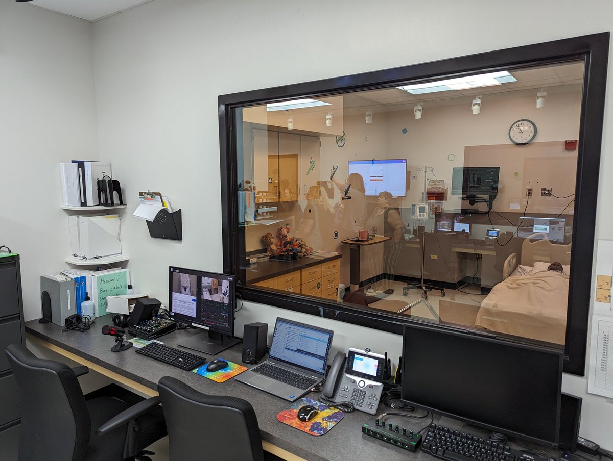 Touring the @unlv Clinical Simulation Center of Las Vegas with the new #LasVegas Simulation Network group. Msg us if you'd like to join the next meeting!