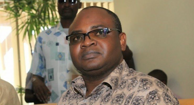 Tunasema hili wazi. Tunavyoongea, Mtetezi wa DP World. Mchumia Tumbo Kitila Mkumbo yuko sehemu inaitwa Palm Village usiku huu saa, 3 dakika 15 usiku. Wametoka kula wanaelekea sehemu private na wachina. Leo anaondoka na $50K tulidhania mchezo alipoahidiwa mlungula. Takukuru swing