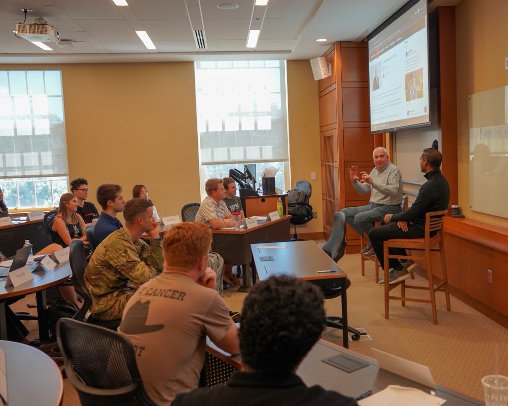 MarkPacker's tweet photo. I had a great time as a guest lecturer at the Wake Forest University School of Business. Appreciate the opportunity from Dr. John Sumanth and Dr. Pat Sweeney to discuss marketing, business and life lessons to a bunch of bright WFU students! https://t.co/yHhwF04Q71
